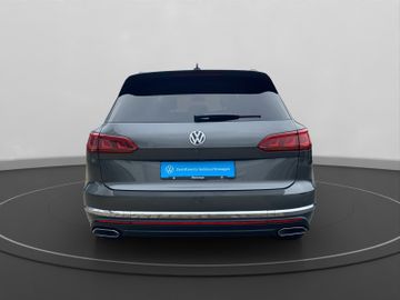 Volkswagen Touareg - 3
