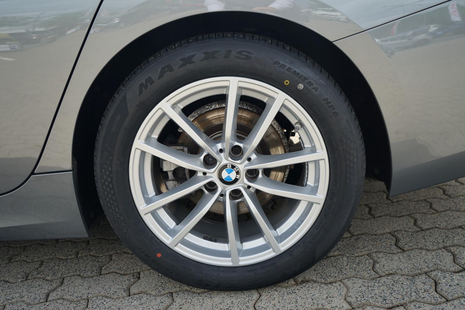 BMW 318 i LED Navi Totwinkel Head-Up Android Apple, миниатюра 17