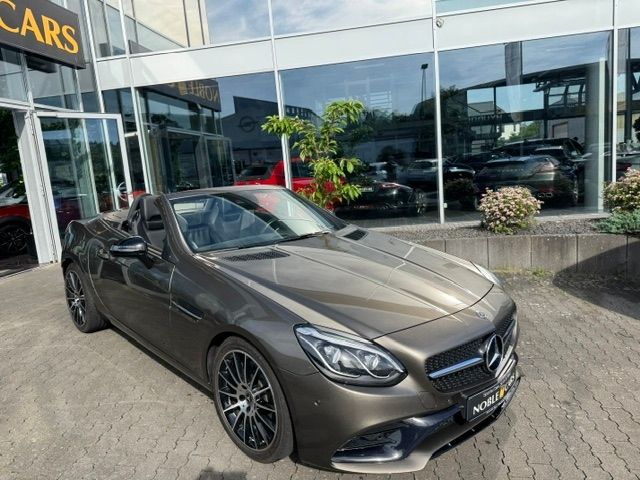 Fahrzeugabbildung Mercedes-Benz SLC 300 AMG Line AIRSCARF MEMORY LED