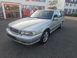 Volvo V70 2.5 T    "  Tüv  + ZR neu, Schalter "