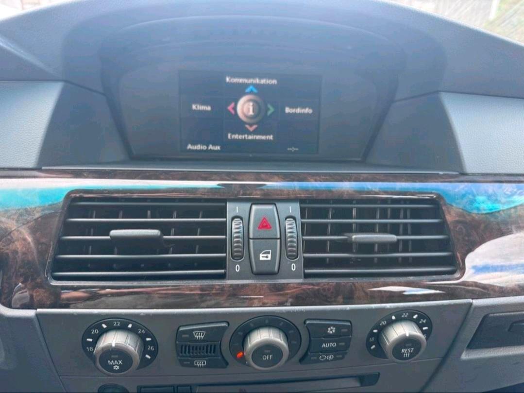 BMW 525 2004 — photo 15