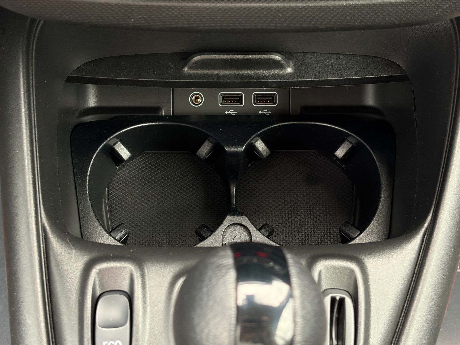 Fahrzeugabbildung Smart ForTwo Coupe EQ 60kW SHZ PDC Temp. Klima CarPlay