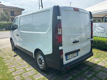 Renault Trafic - 5