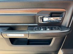 DODGE RAM 1500 Laramie Sitzkühlung Lenkradhz.