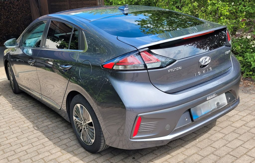 Image of Hyundai IONIQ