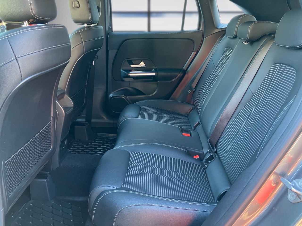 Fahrzeugabbildung Mercedes-Benz GLA 200 Progressive AHK+LED+Kamera+Aug.Rea+Carpl