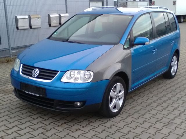 Volkswagen Touran 2.0 FSI Highline TÜV 05.2025