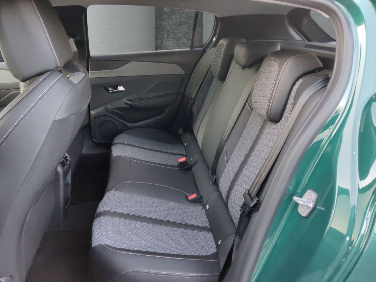 Peugeot 308 - Bild 9