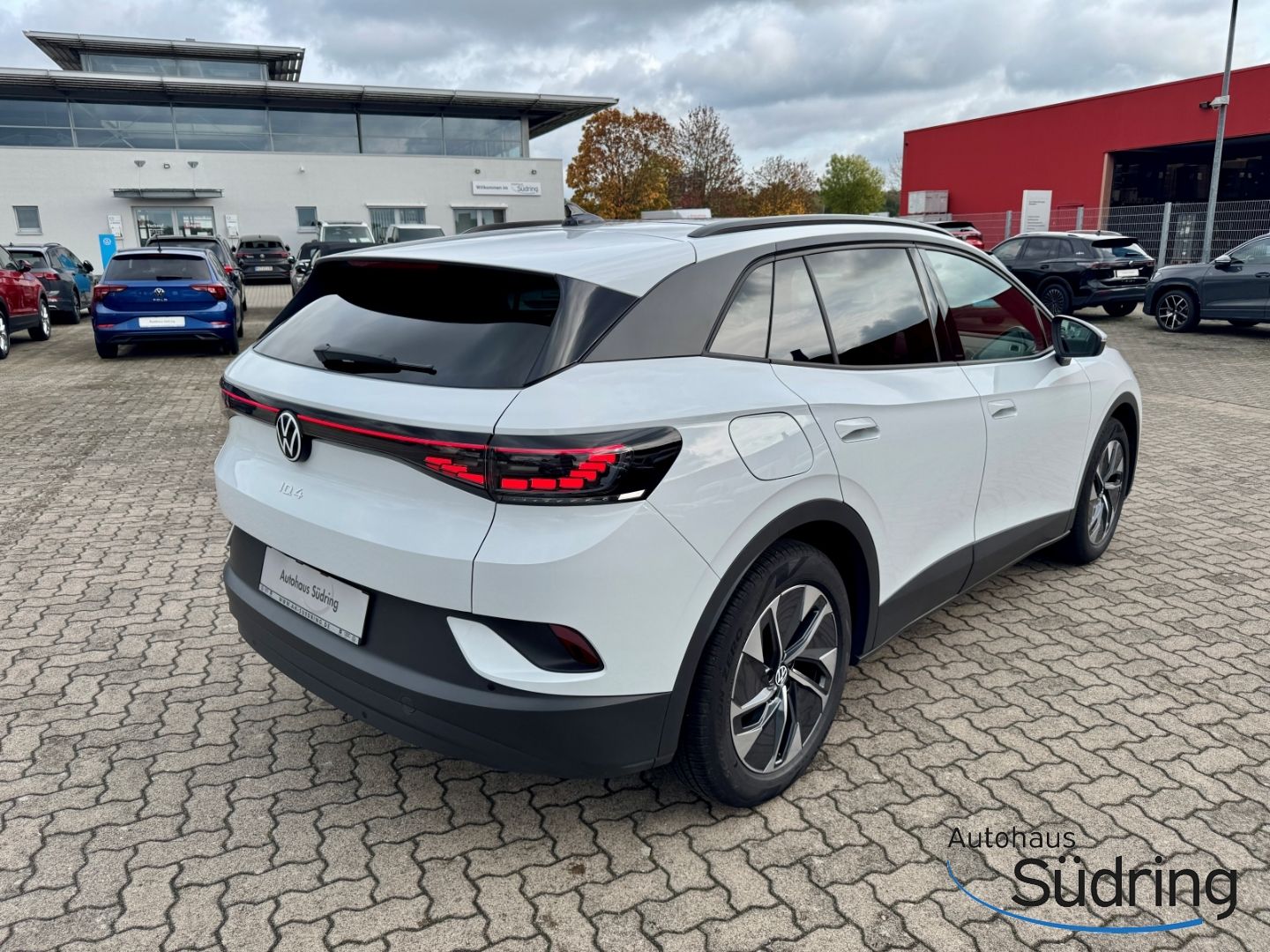 ID.4 Pure 52 kWh HUD AHK Navi HarmannKardon