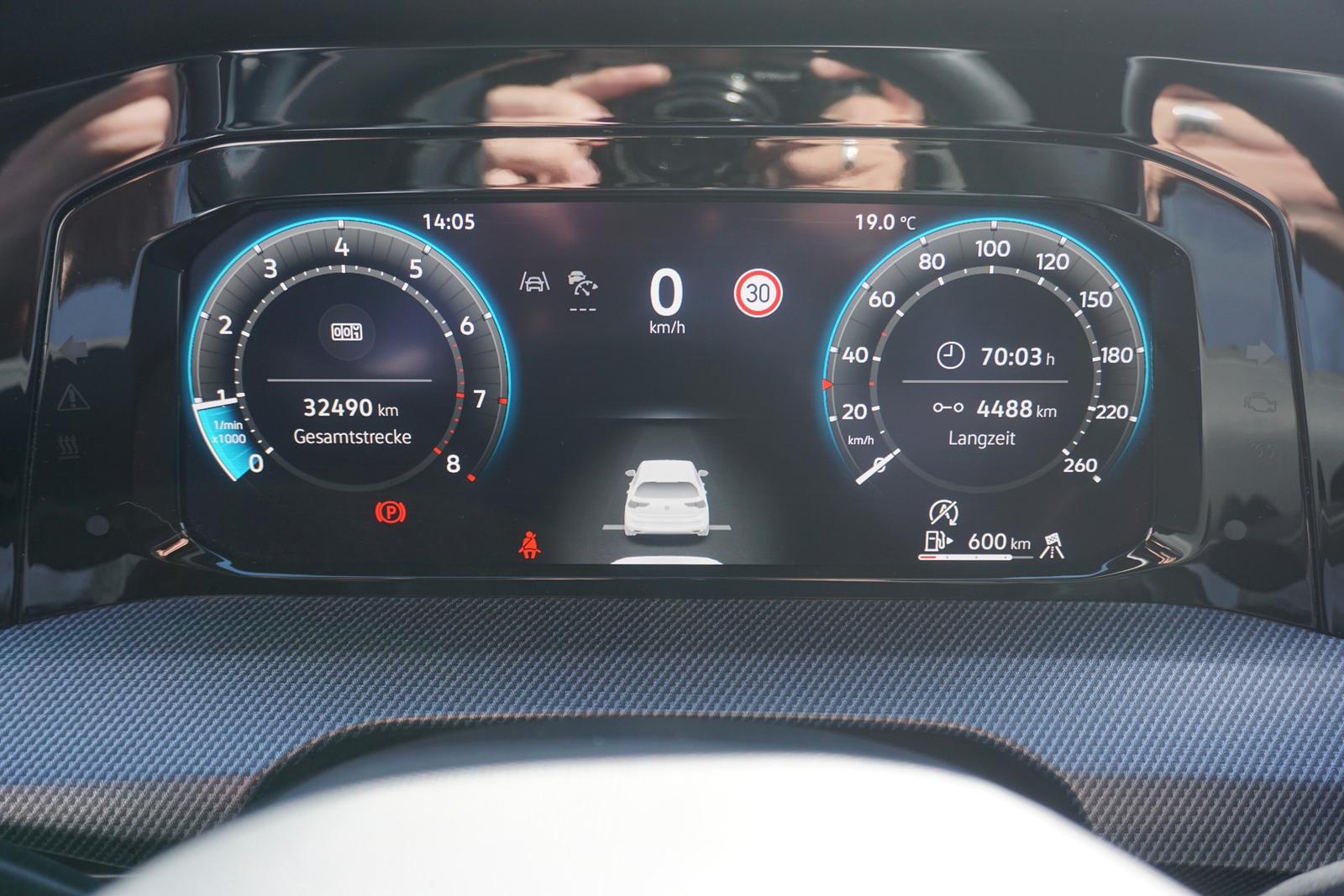 Volkswagen Golf VIIITSI 1.5 TSI R-Line LED ACC App-Connect, миниатюра 21