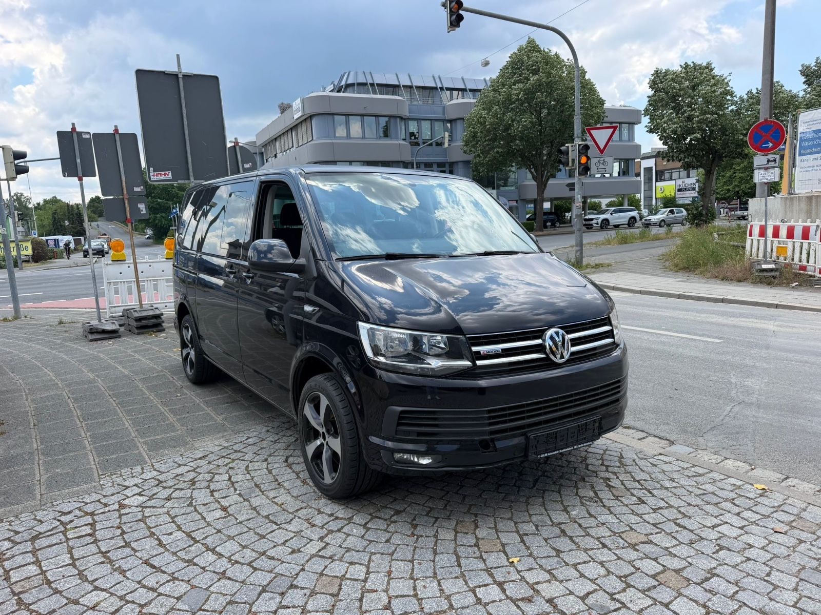 Volkswagen T6 Multivan - 1