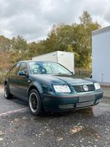 Volkswagen VOLKSWAGEN BORA 1.6 BENZIN TÜV NEU!! - gebrauchte VW Bora aus dem Jahr 2001