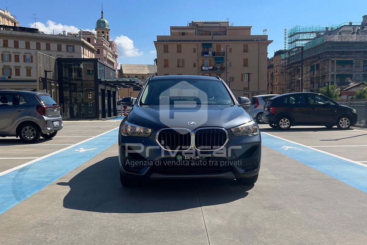 BMW X1 sDrive18i Advantage imagem 2