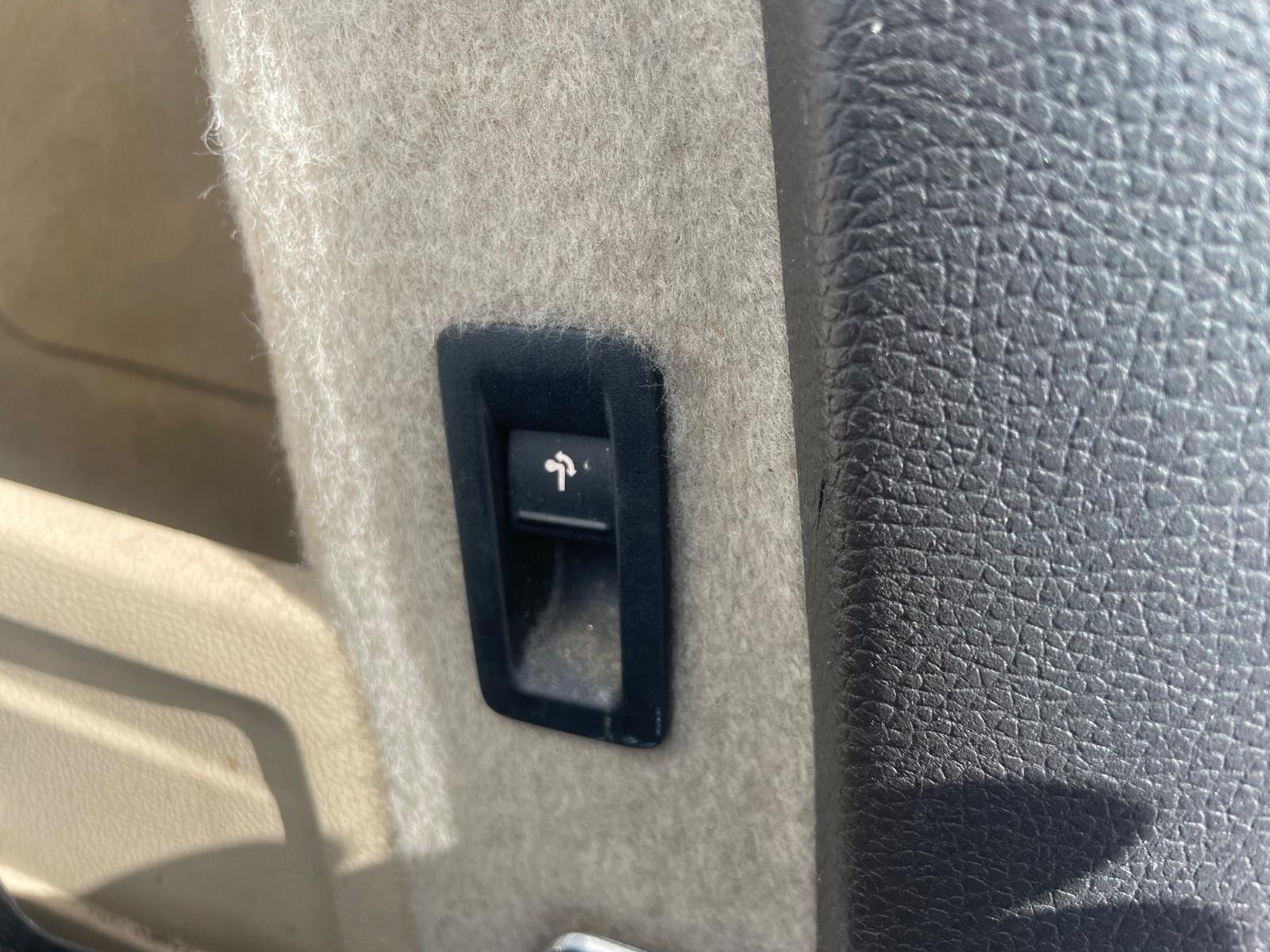 Volkswagen Passat 2014 — photo 23