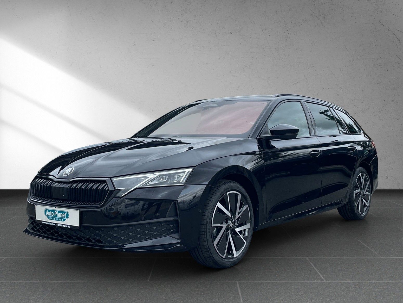 Skoda Octavia Combi 2.0 TDI DSG Sportline *AHK*PANO*..