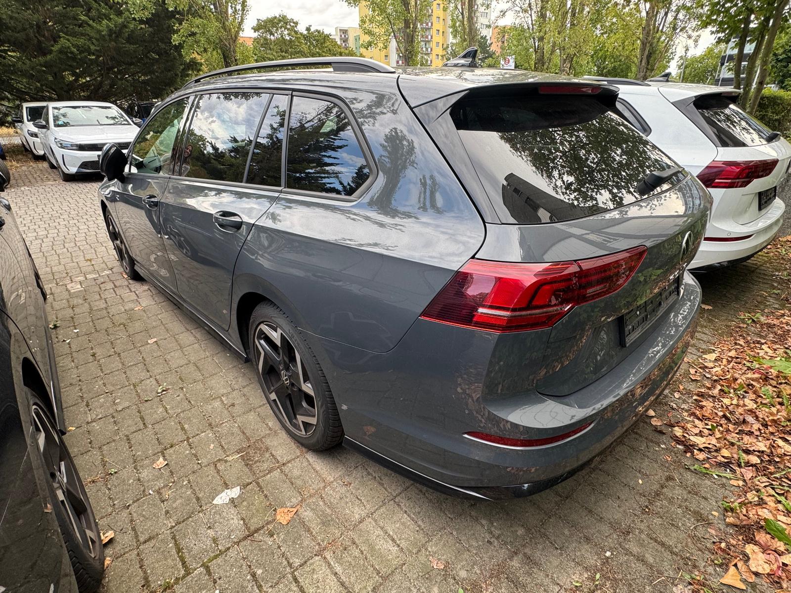 Volkswagen Golf 1.5 eTSI R-Line DSG Multimedia+Lenk/SHZ+R-K, миниатюра 2