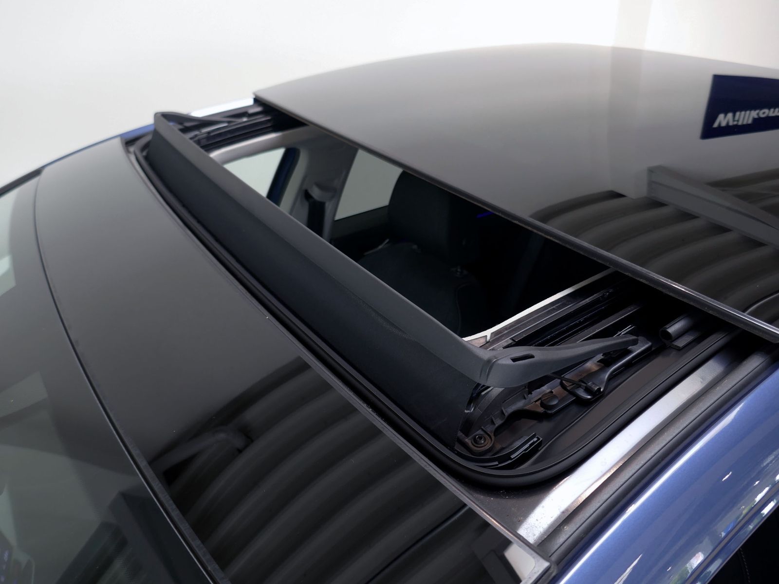 Fahrzeugabbildung Volkswagen Golf VIII Style 1.5 eTSI DSG | LED RFK ACC Navi