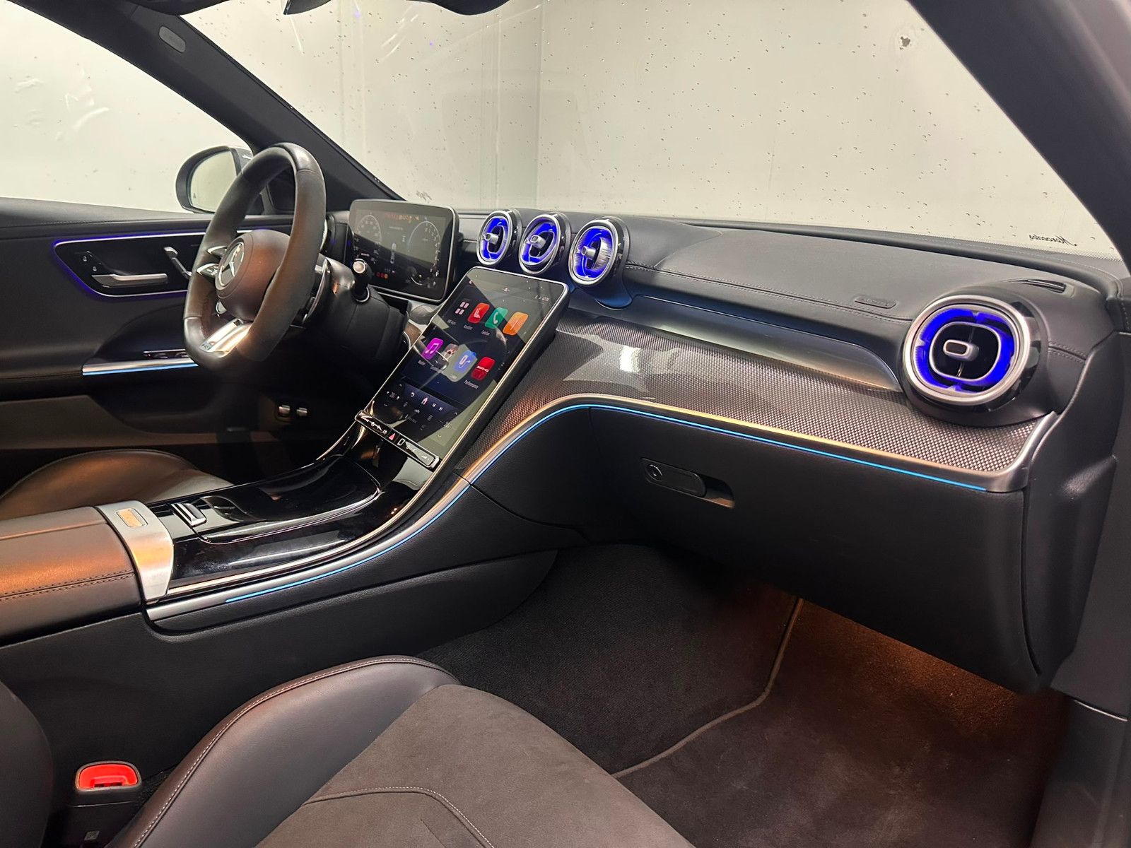Fahrzeugabbildung Mercedes-Benz C 63 S E PERFORMANCE *KERAMIK*PANORAMA*