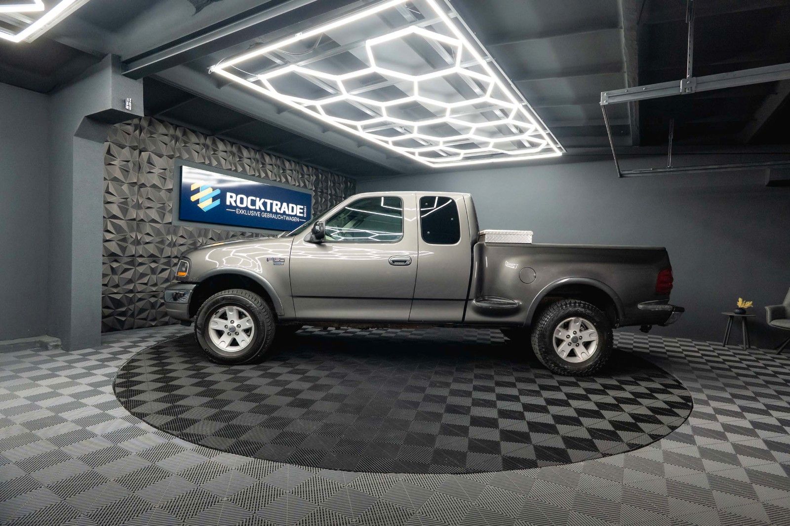 Fahrzeugabbildung Ford F150 5.4L V8 4x4 Triton SuperCab *LKW*AHK 3000kg