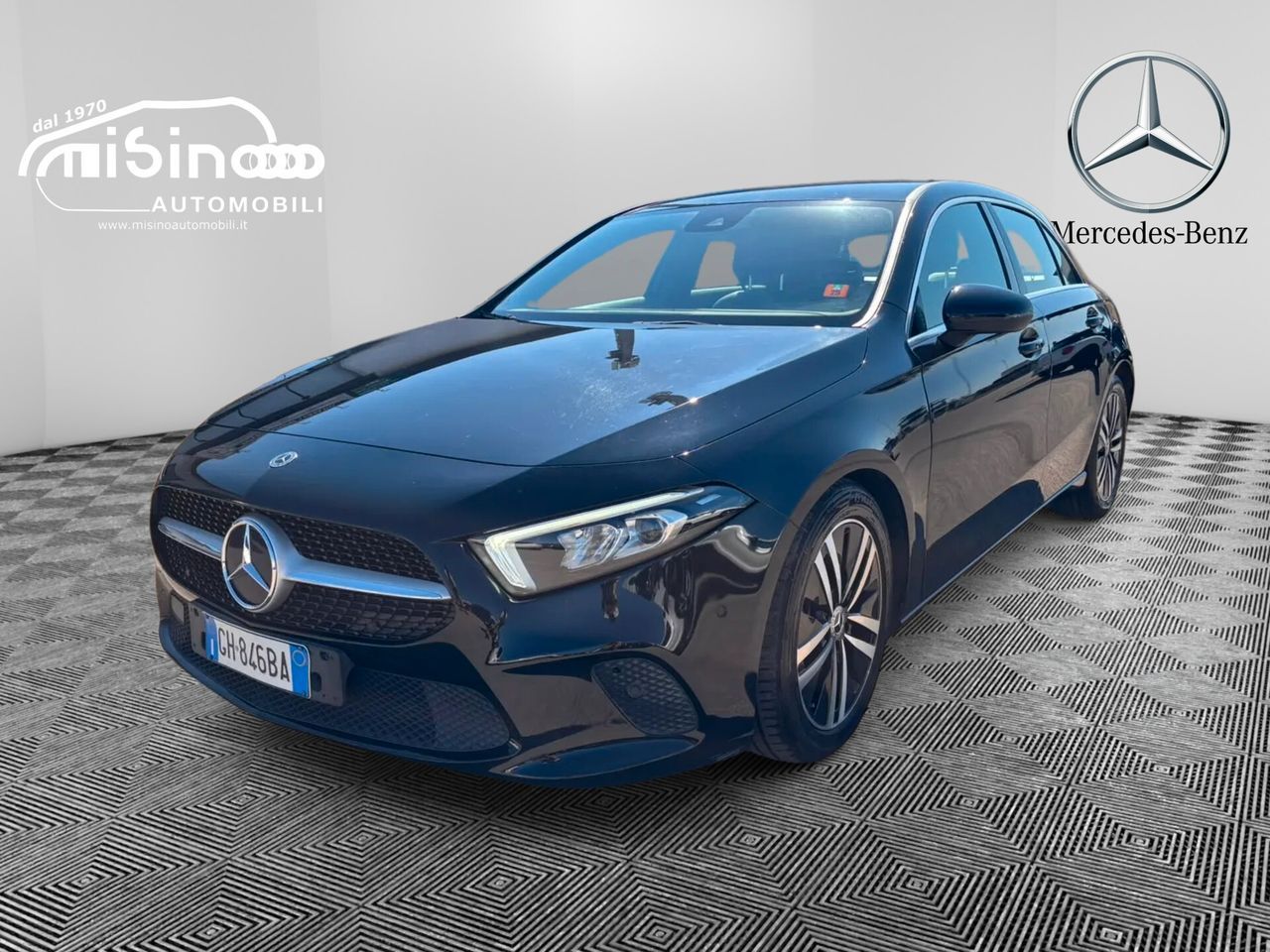 MERCEDES-BENZ Mercedes-benz A - 11/2021 PROMOFIN!!!