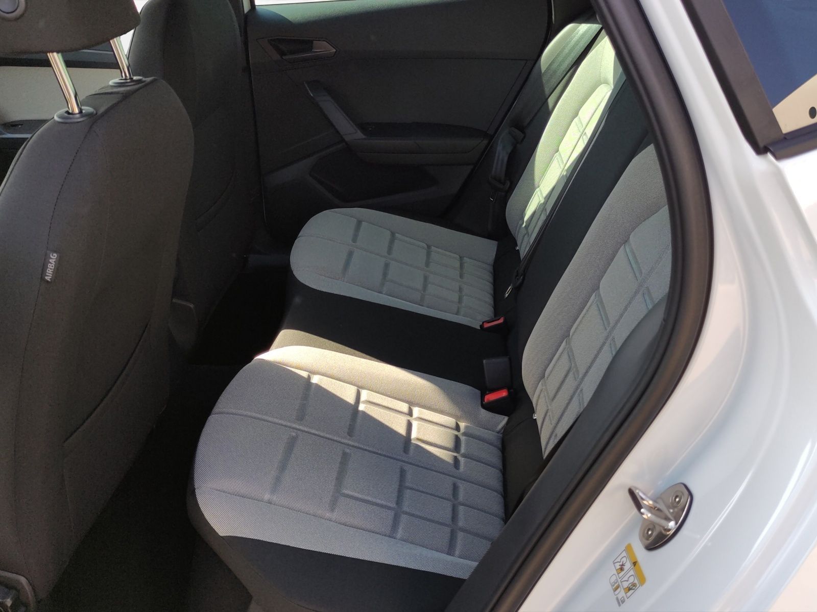 Seat Arona - Bild 13