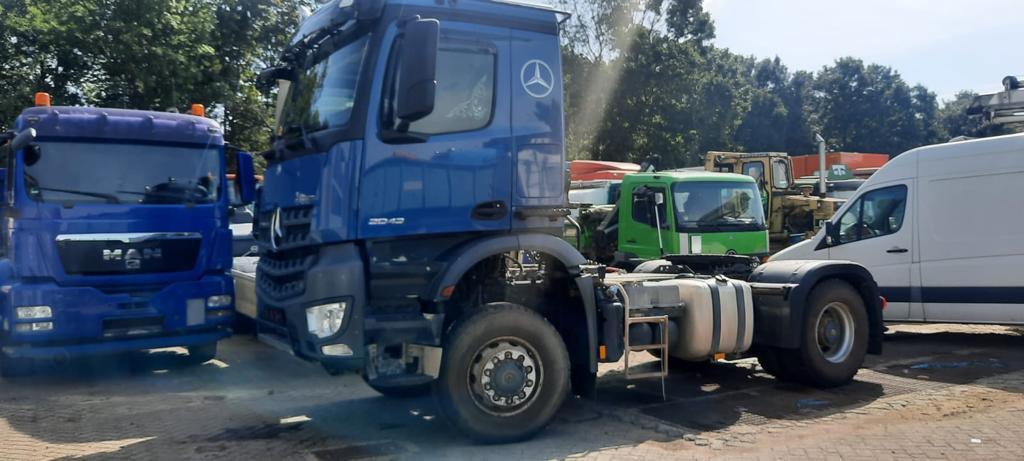 Mercedes-Benz 2043 Arocs 4x4