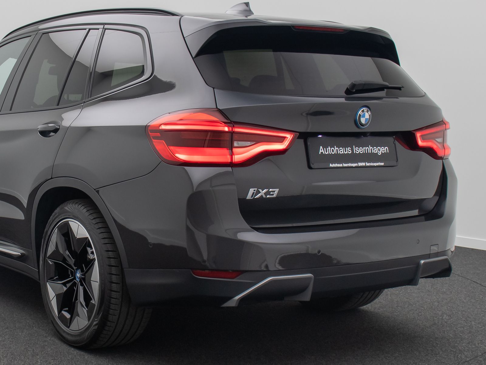 Fahrzeugabbildung BMW iX3 Impressive 360°Panorama HUD DAB H/K Sport