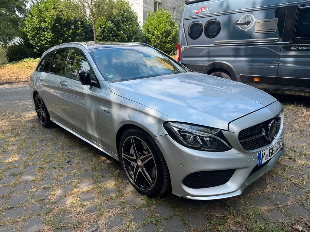 Image of Mercedes-Benz C 450 AMG