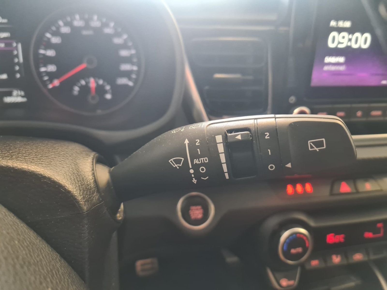 Fahrzeugabbildung Kia Rio GT-Line /1.HAND/WENIG KM/LED/KAMERA