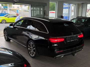 Mercedes E 250 - 4