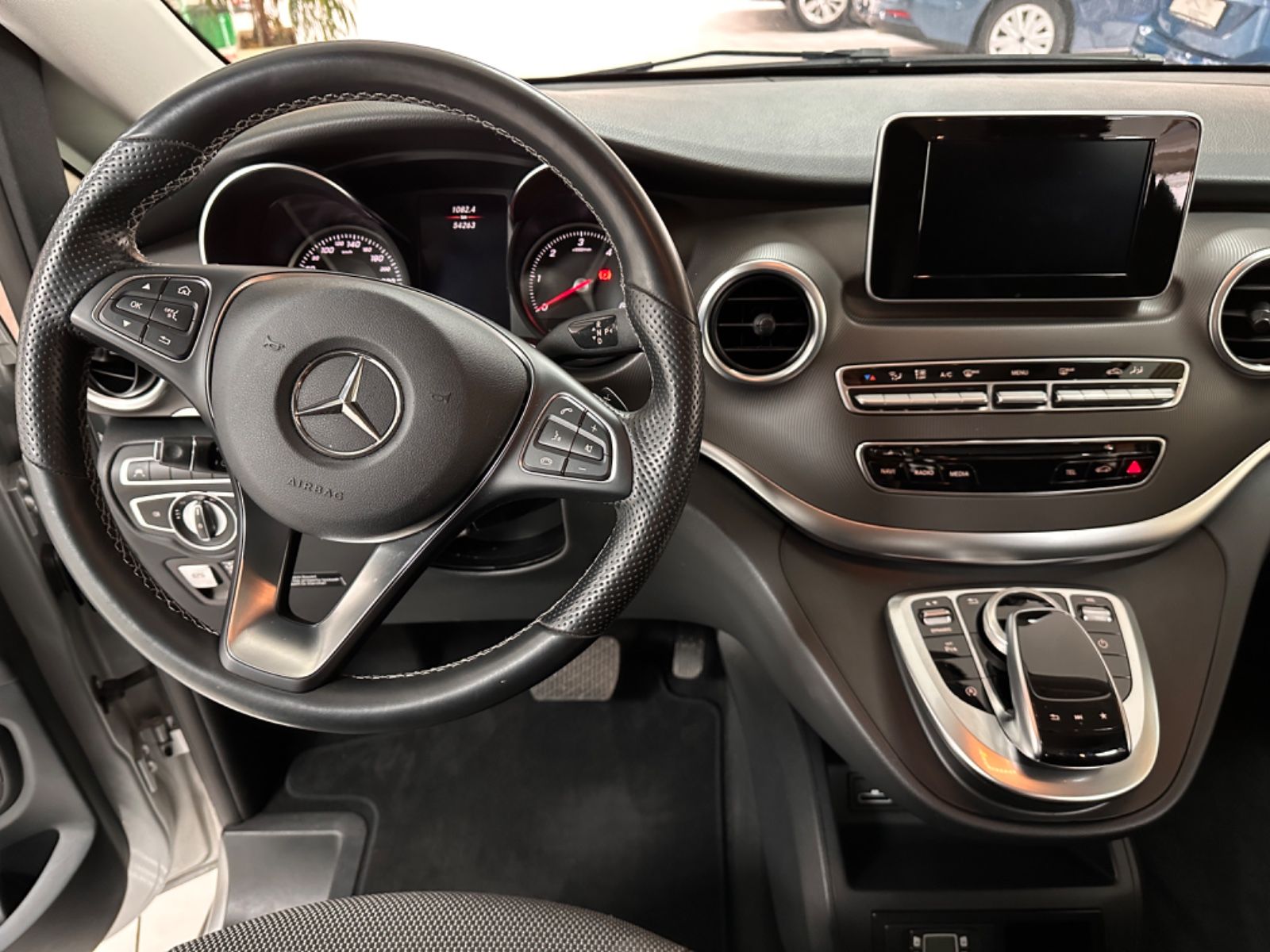 Fahrzeugabbildung Mercedes-Benz V 250 V-Klasse Marco Polo Edition 54tkm