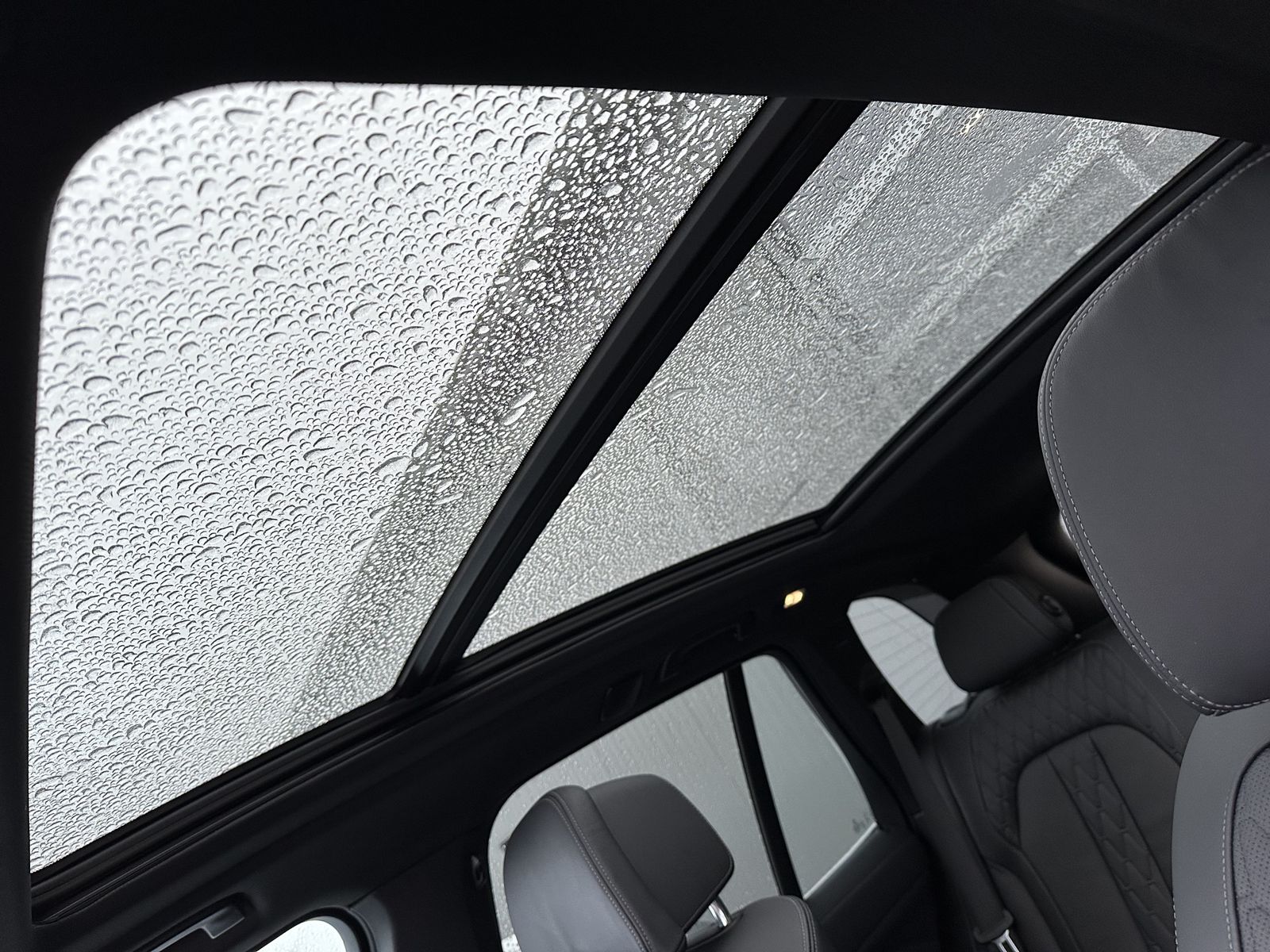 Fahrzeugabbildung BMW X5 xDrive30d M-Sport NAV+LED+PANO+360°+HEAD-UP