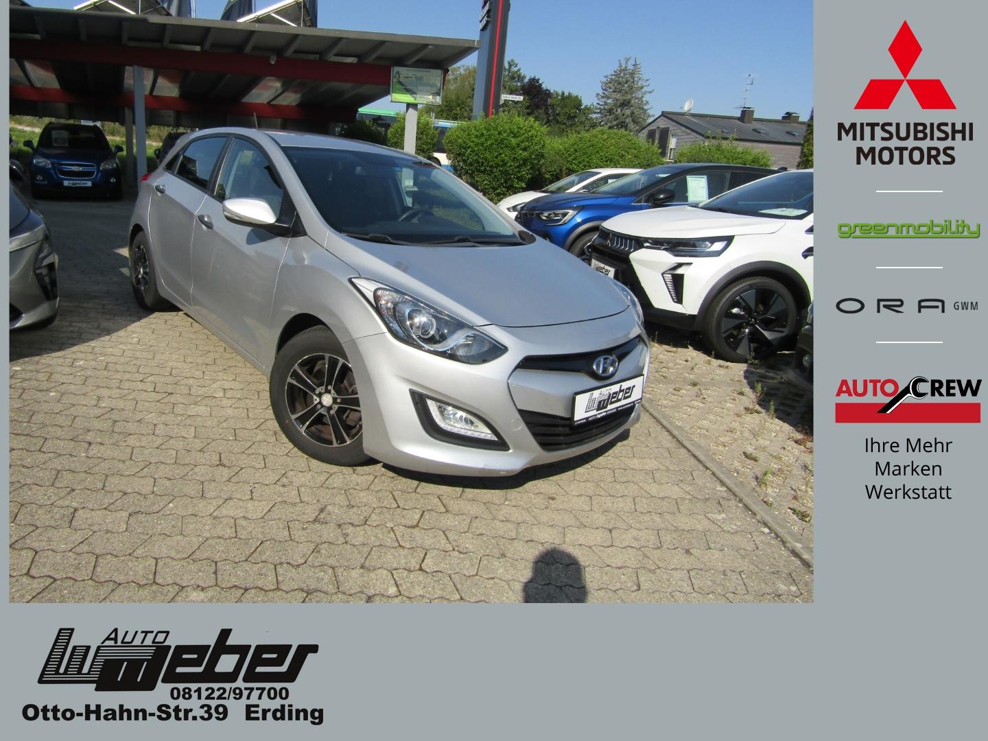 Hyundai i30 1.4 Classic KLIMA ALU KAMERA NAVI RADIO CD B