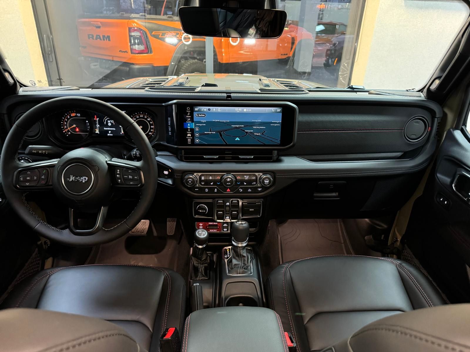 Fahrzeugabbildung Jeep RUBICON X 3.6L-V6-CAM-HARDTOP-35"