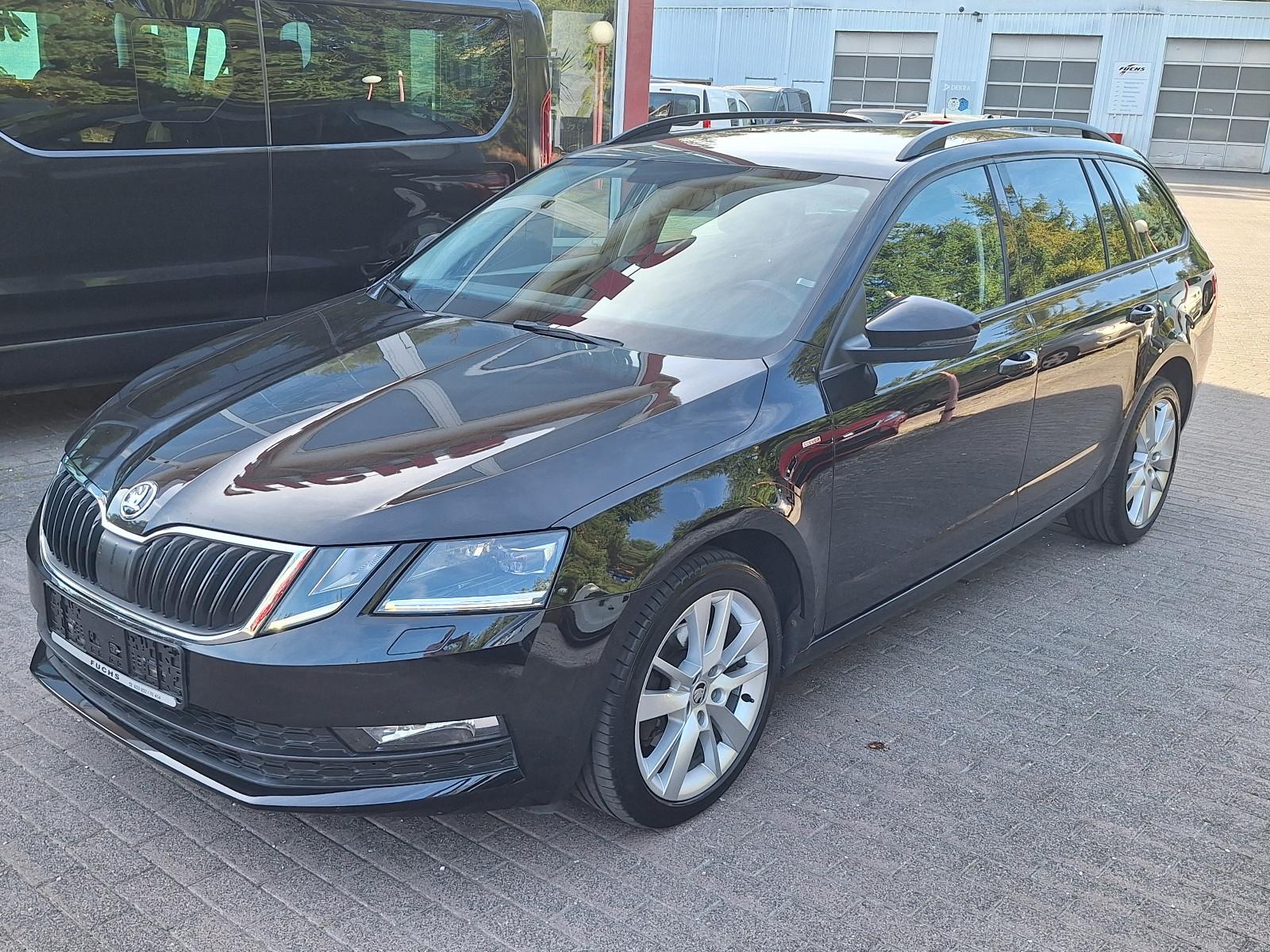 Skoda Octavia Combi 2.0TDI Clever 1.Hand AHK DSG LED