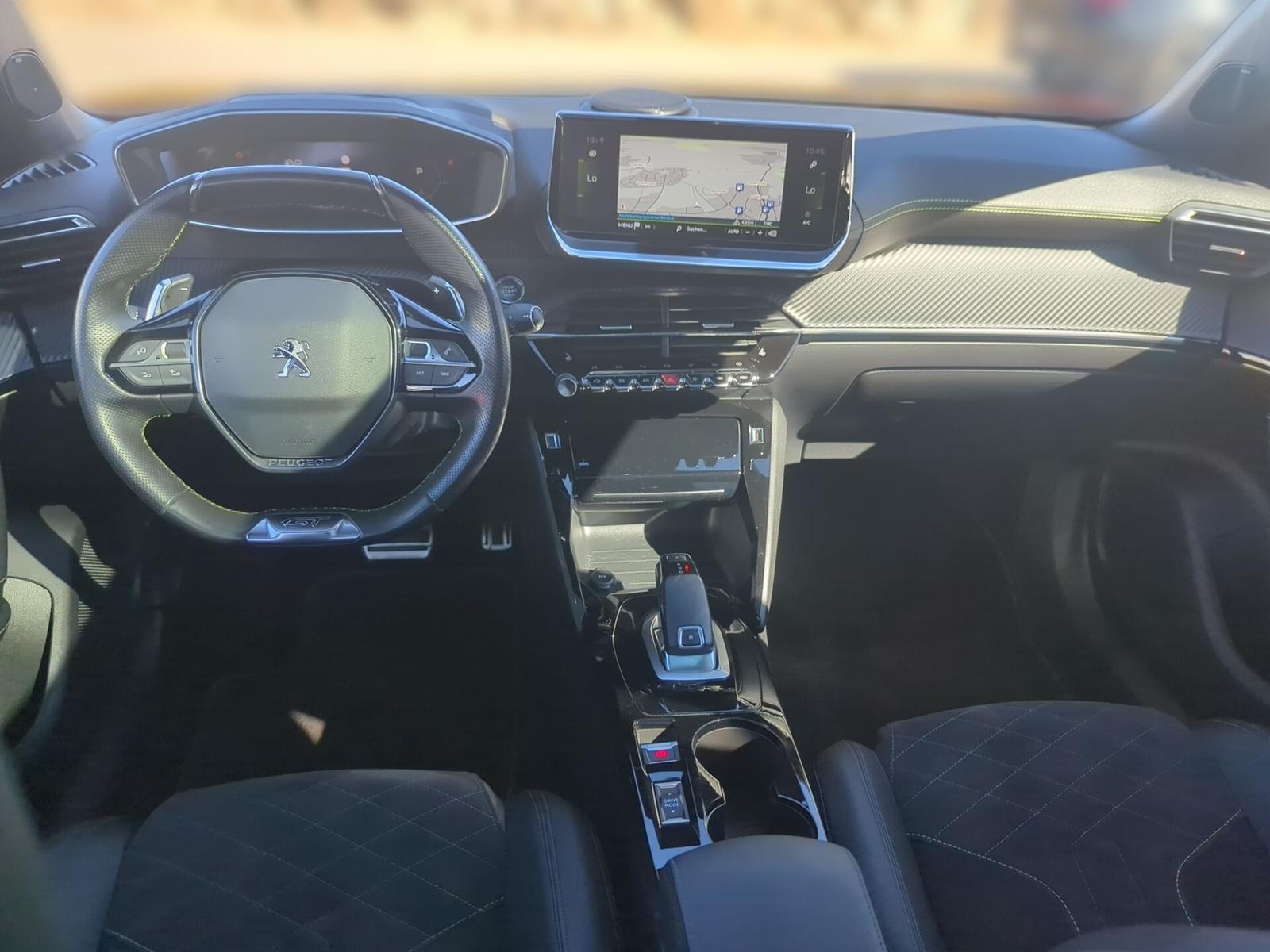 Peugeot 2008 1.2 PureTech 155 GT KeyLess LED Navi PDC LM