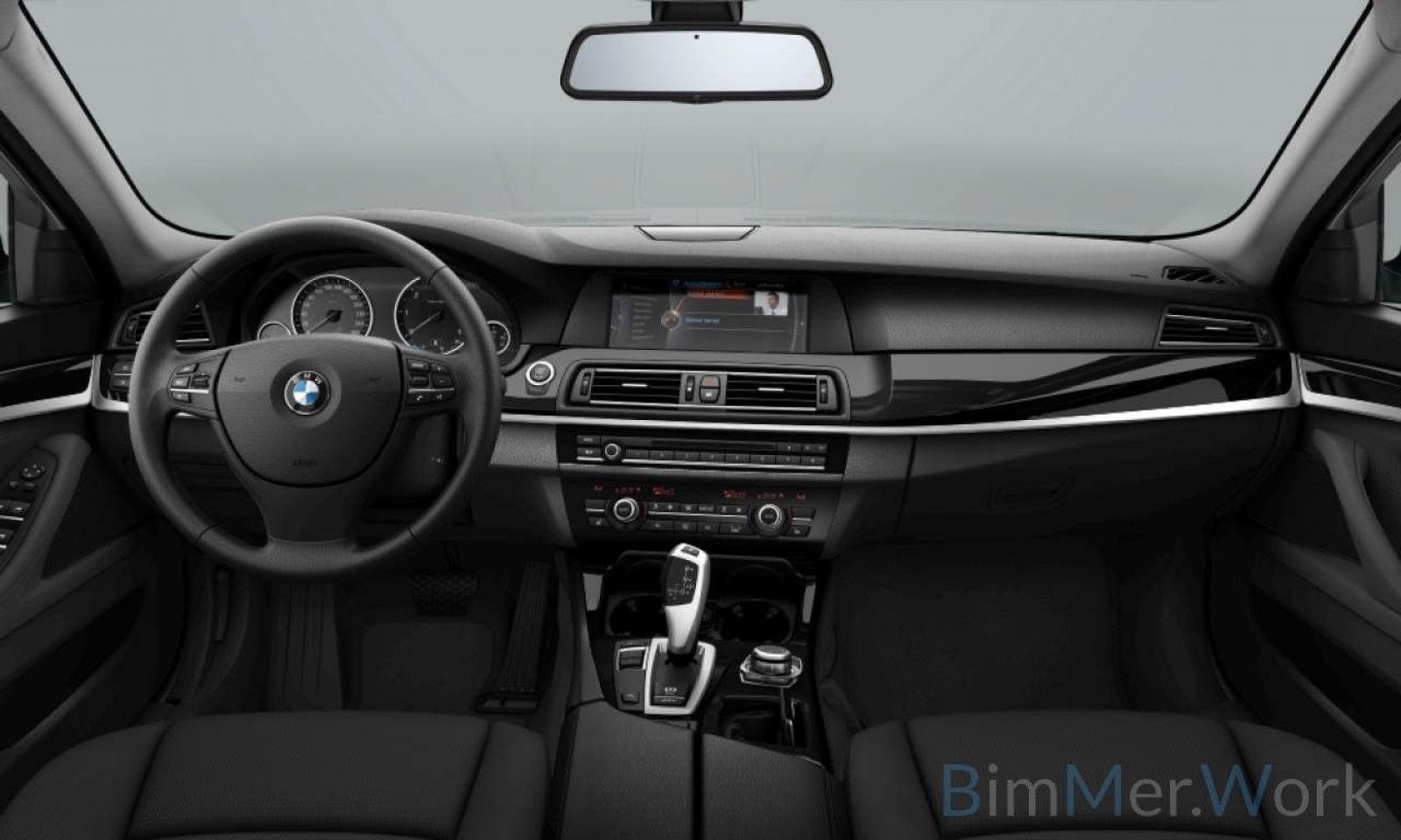 Fahrzeugabbildung BMW 520d Panorama PDC Xenon Sitzhzg NaviPro Tempomat