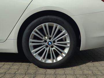 BMW 520 - 12