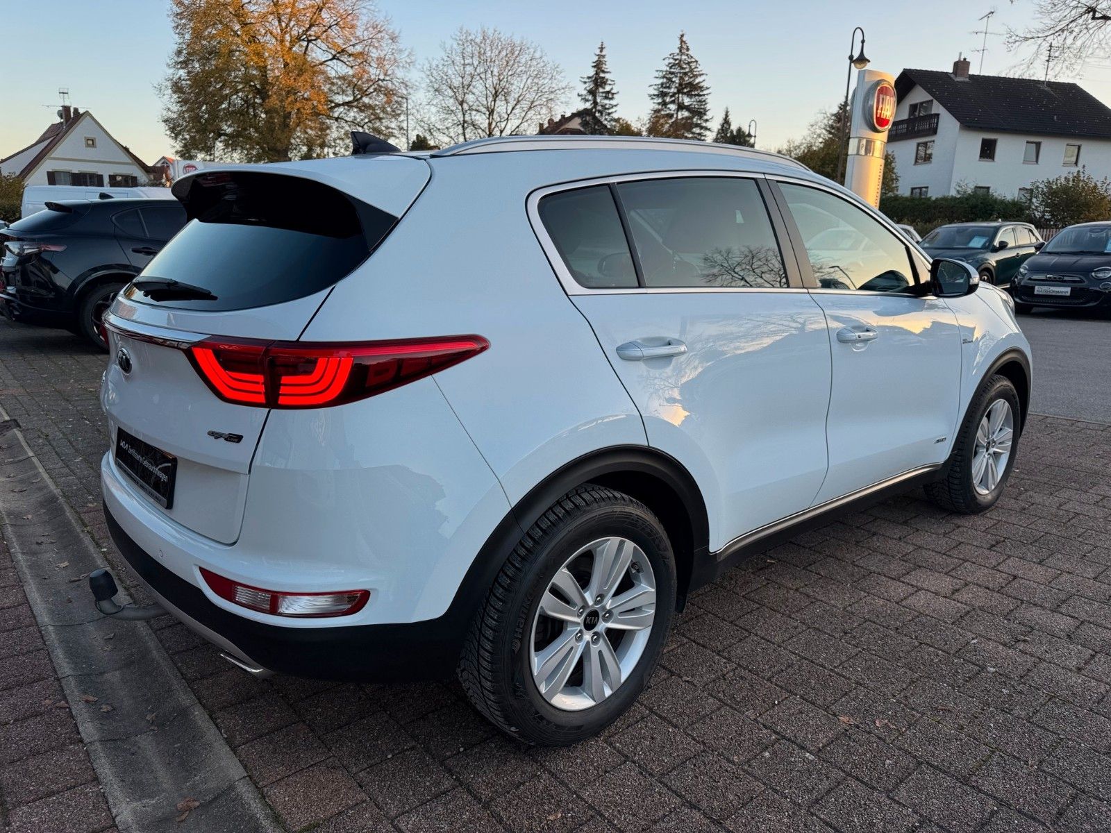 Fahrzeugabbildung Kia Sportage  1.6 T-GDI AWD GT LINE GLASDACH AHK