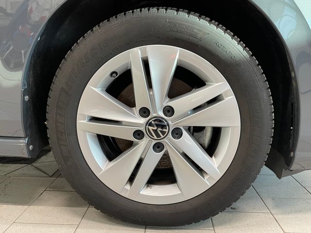Golf VIII Life 1.5 TSI LED ACC PDC RFK