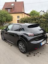 Peugeot e-208 136 Allure+ - scheckheftgepflegte Peugeot e-208