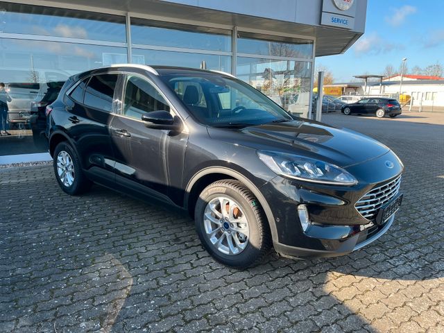 Ford Kuga Titanium 1,99% WinterP/AHK/FahrerassistP!!