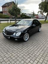 Mercedes-Benz E 200 KOMPRESSOR  Elegance - Mercedes-Benz E 200: Kompressor