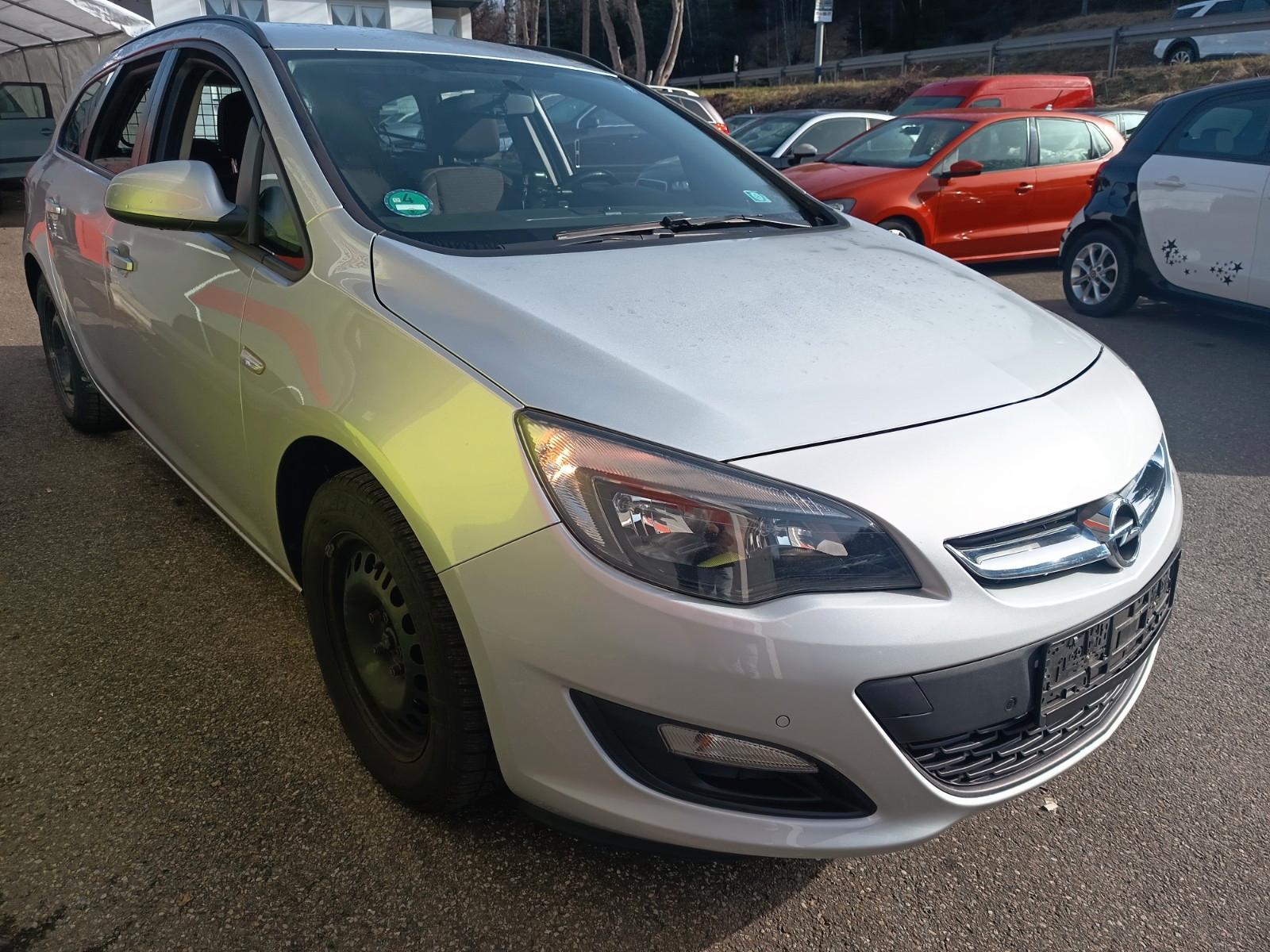 Opel Astra 2015 — photo 5