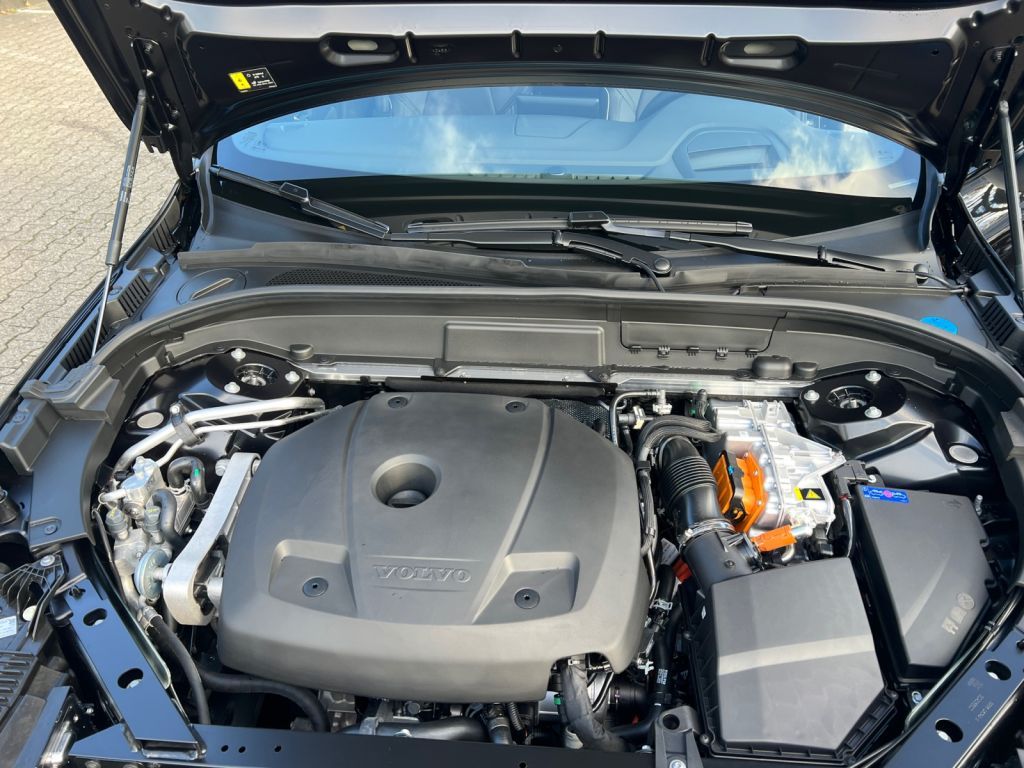 VOLVO XC60 T8 AWD Plug-in Hybr.Black Edition,Lagom-P. VOLVO XC60 T8 AWD Plug-in Hybr.Black Edition,Lagom-P.