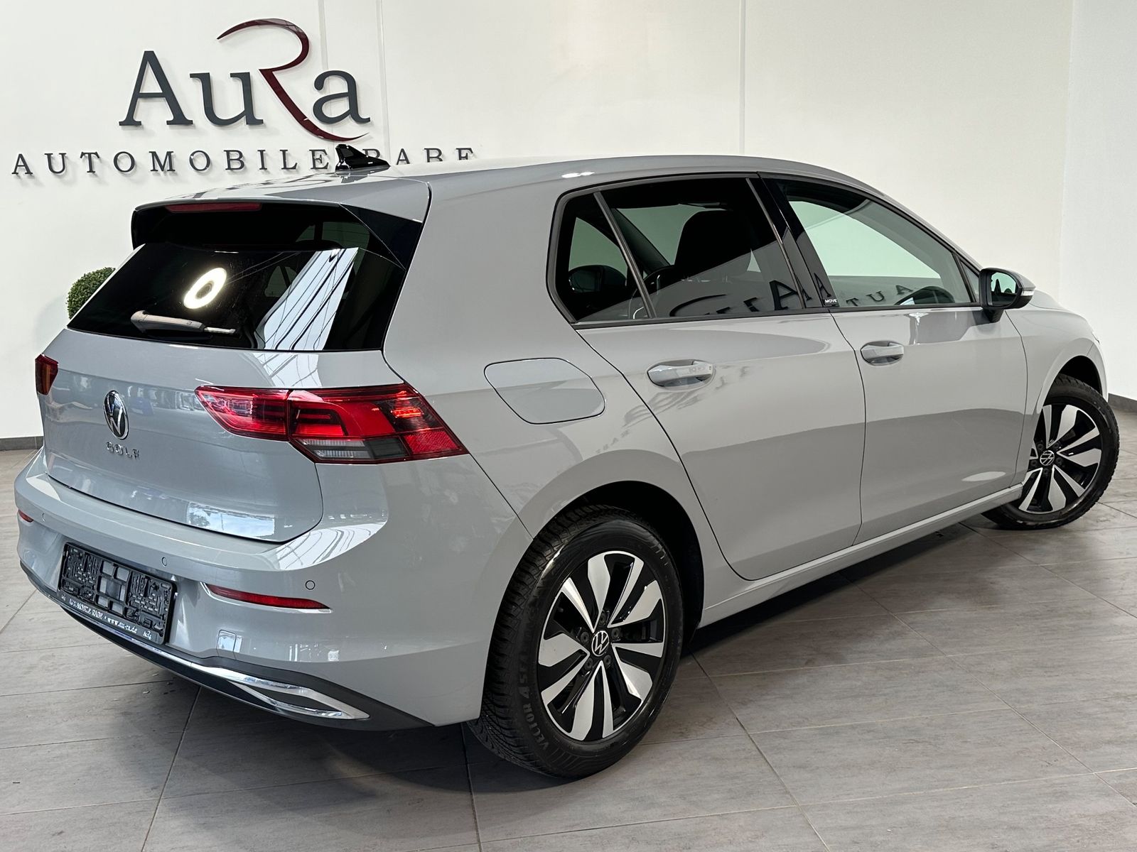Fahrzeugabbildung Volkswagen Golf 1.5 TSI MOVE NAV+LED+GJR+ACC+SHZ+WIRELESS