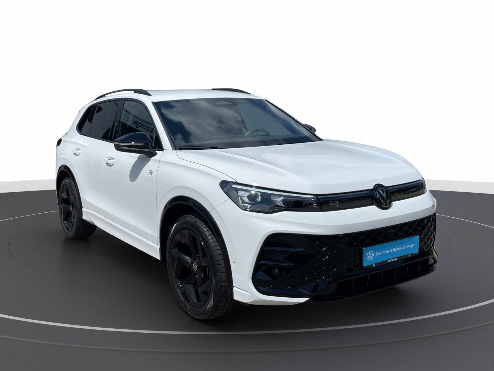 Volkswagen Tiguan 1.5 eTSI R-Line DSG MATRIX AHK KLIMA LED foto 5