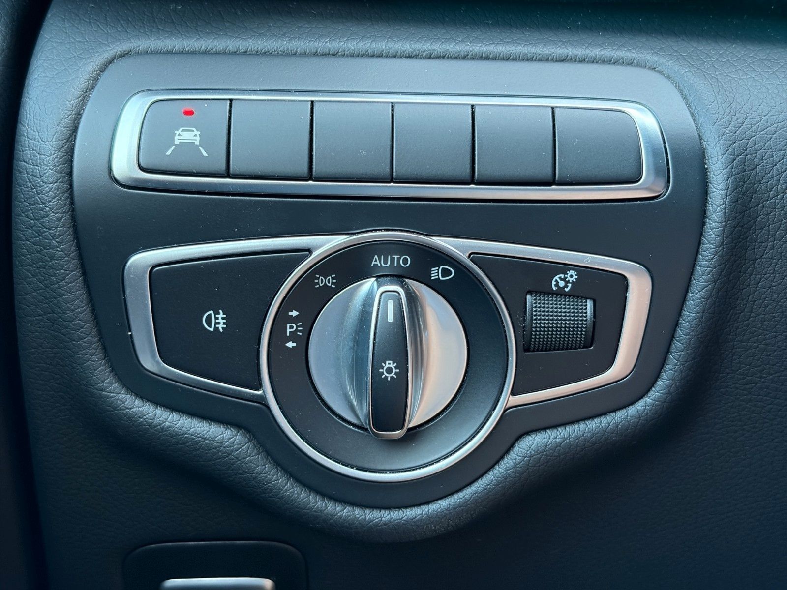 Fahrzeugabbildung Mercedes-Benz V300 d lang*2xSchiebetür*LED*SHZ*NAVI**
