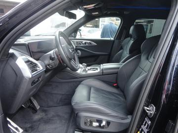 2023 BMW XM — миниатюра 13