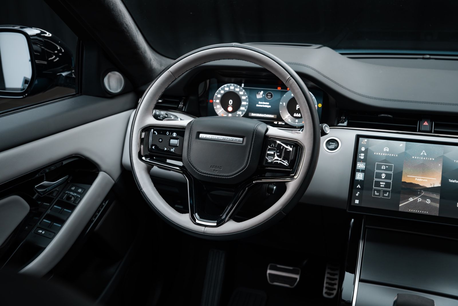 Fahrzeugabbildung Land Rover AUTOBIOGRAPHY/ KOMFORT / WINTER / AHK / MERIDIAN
